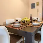 Bright Newly Renovated Near & Center+ac