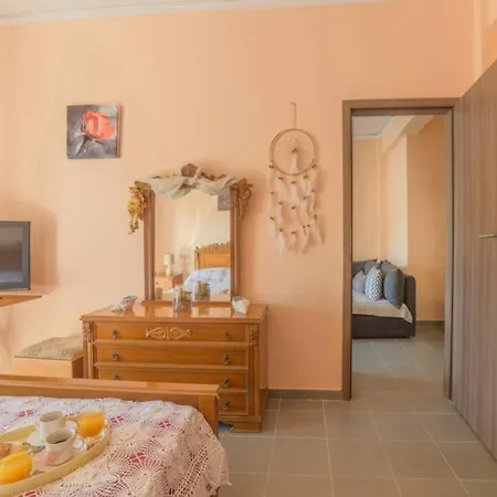 Bright Newly Renovated Near & Center+ac Apartamento Anemomylos